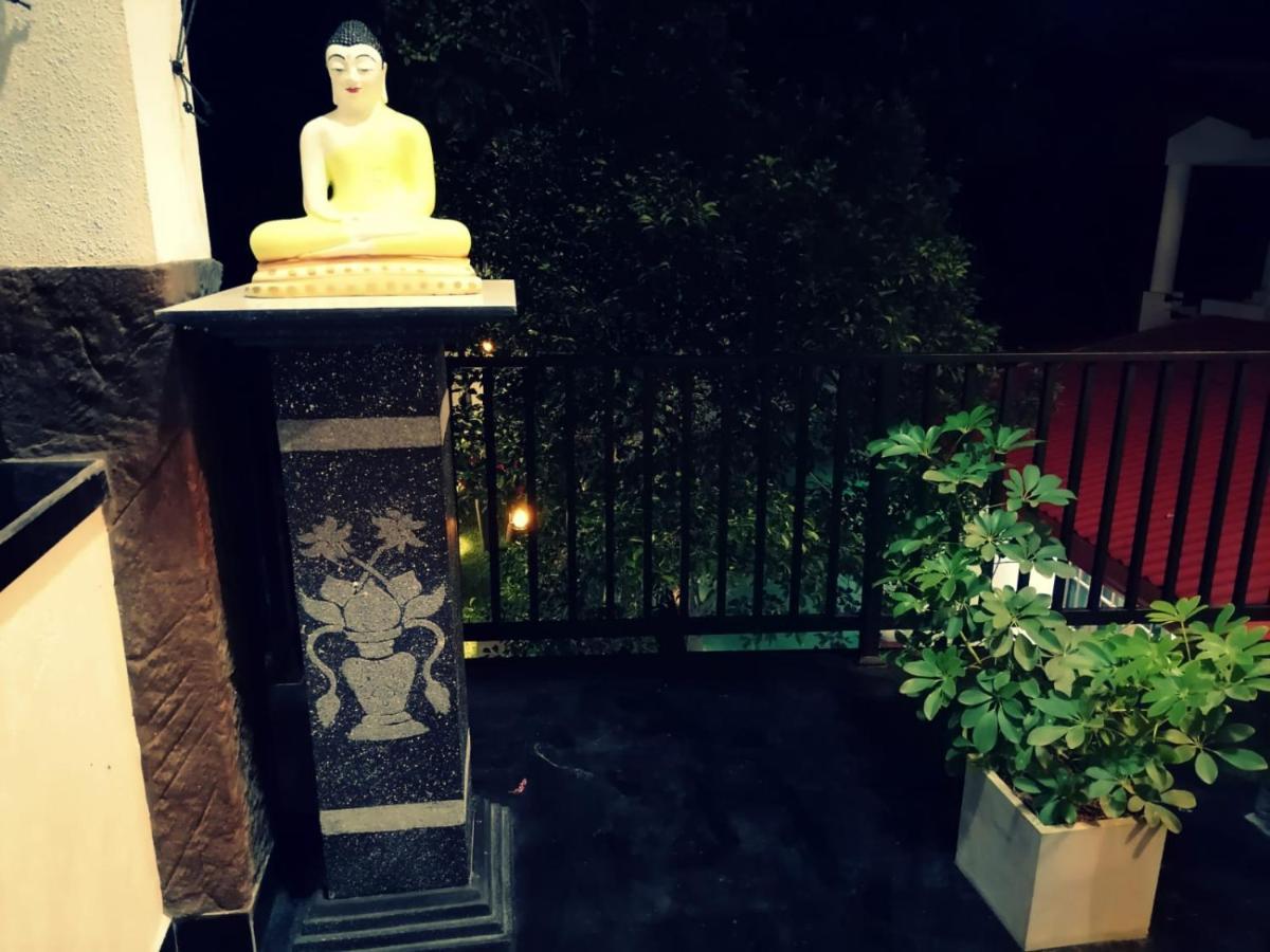 Ceylonima Home Stay Anuradhapura Exterior photo