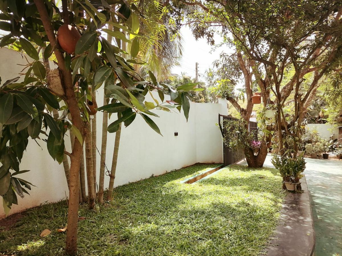 Ceylonima Home Stay Anuradhapura Exterior photo