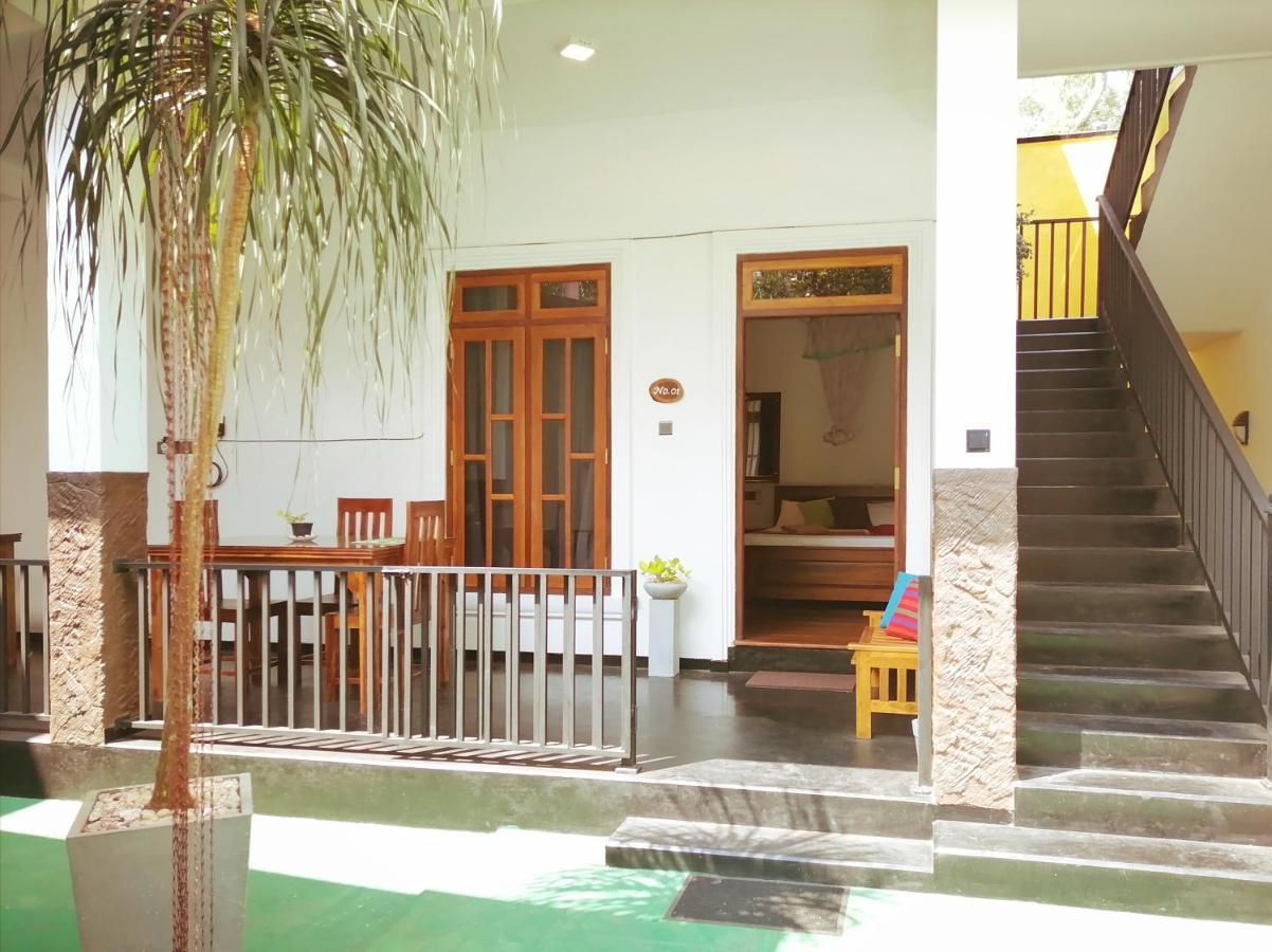 Ceylonima Home Stay Anuradhapura Exterior photo