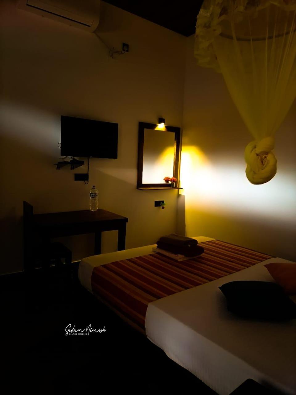 Ceylonima Home Stay Anuradhapura Room photo